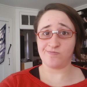 Meet your Posher, Claire